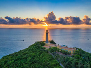 Top 10 địa điểm du lịch nổi tiếng của Phú Yên  