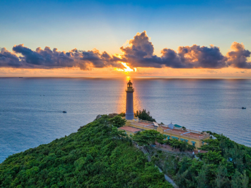 Top 10 địa điểm du lịch nổi tiếng của Phú Yên  