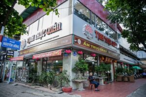 Top 10 quán buffet chay ngon ở Hà Nội giá rẻ, đẹp, review chi tiết  