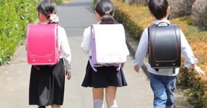 Top 10 bài văn mẫu tả chiếc cặp sách hay, chi tiết, dễ đạt điểm cao  